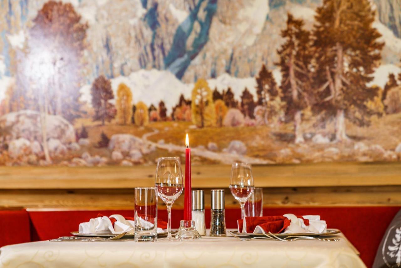 Hotel Laerchenhof Ramsau am Dachstein Exterior photo